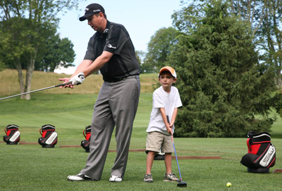 J.J. Henry Hosts First Tee Fundraiser